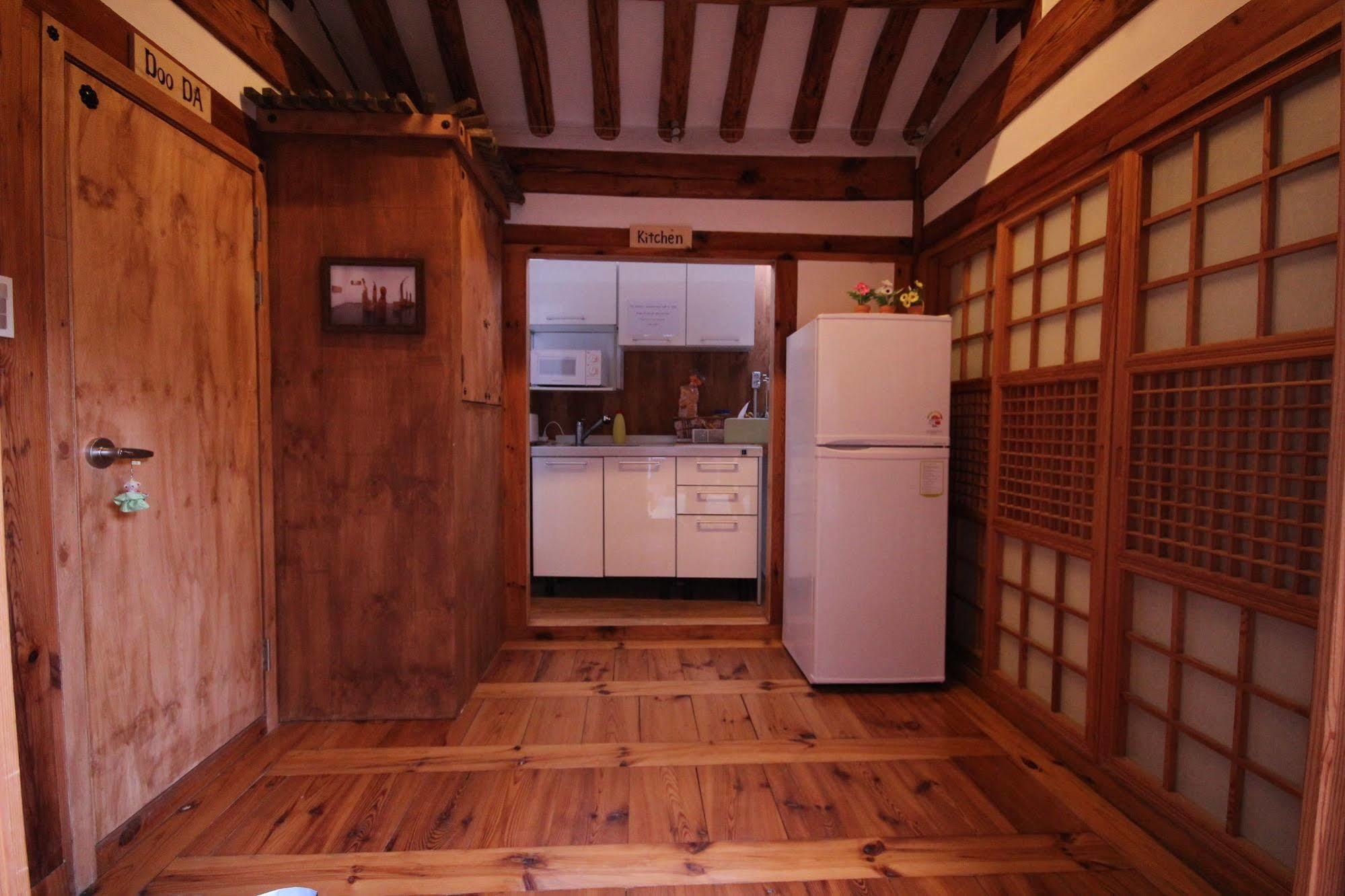 Doo Hanok Guesthouse Seoul Eksteriør billede